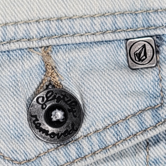 Volcom stone wash XS denim jean button-up vest.  Really nice in great shape. - Picture 3 of 7